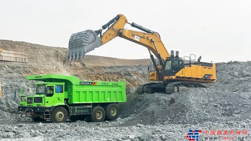 压路机压实效果的关键因素解析